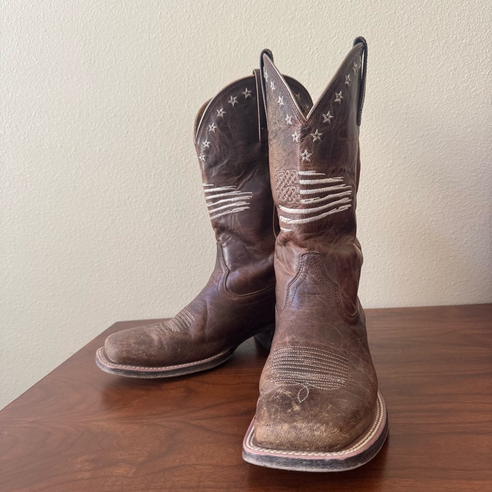 Ariat Circuit Patriot Brown Leather Square Toe Embroidered USA Flag Boots 8B